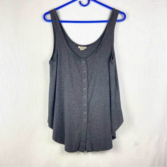 Anama Button Up Tank Medium​​ - Picture 1 of 8